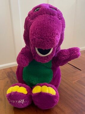 Vtg. 1992 Barney 14" Hand Puppet Purple Dinosaur Plush Stuffed By Golden Bear